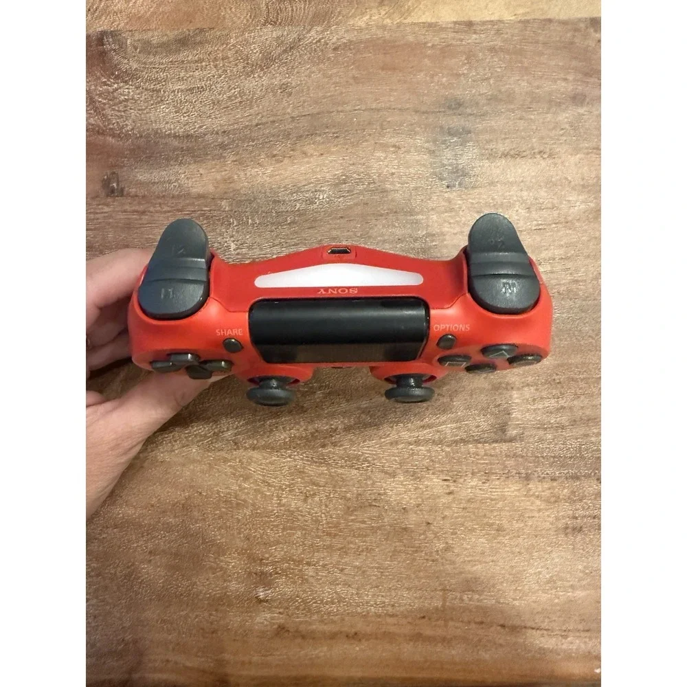 Sony CUH-ZCT2U Wireless DualShock Controller for Playstation‎ 4 - Magma Red